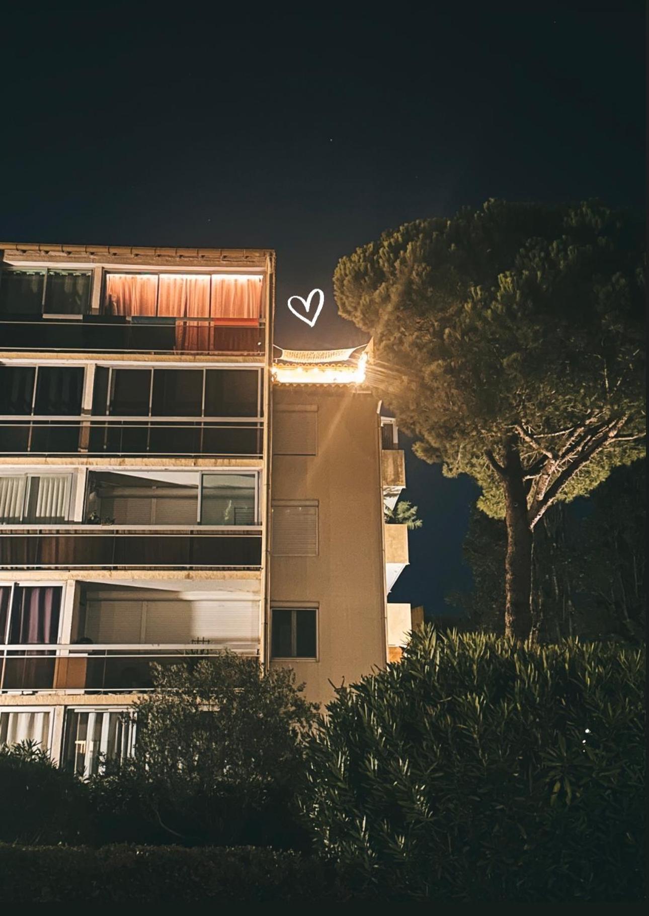 Appartement Vintage 90 M2 Duplex Classe Fréjus Dış mekan fotoğraf
